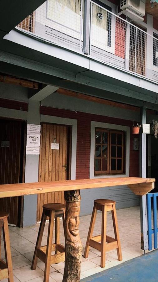 פוארטו איגואסו Hostel Nashe מראה חיצוני תמונה