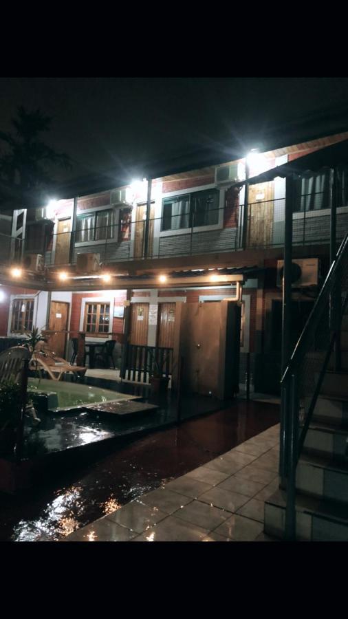 פוארטו איגואסו Hostel Nashe מראה חיצוני תמונה